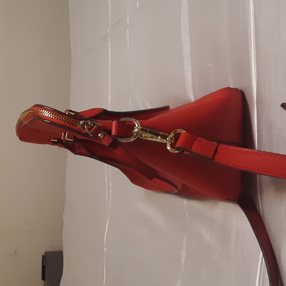 Authentic KATE SPADE Red Leather Crossbody Bag - Picture 2 of 5